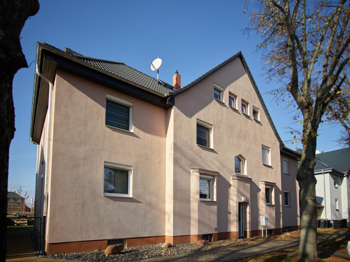 Gaeste- Und Ferienwohnung In Der Sportstadt Riesa Eksteriør bilde